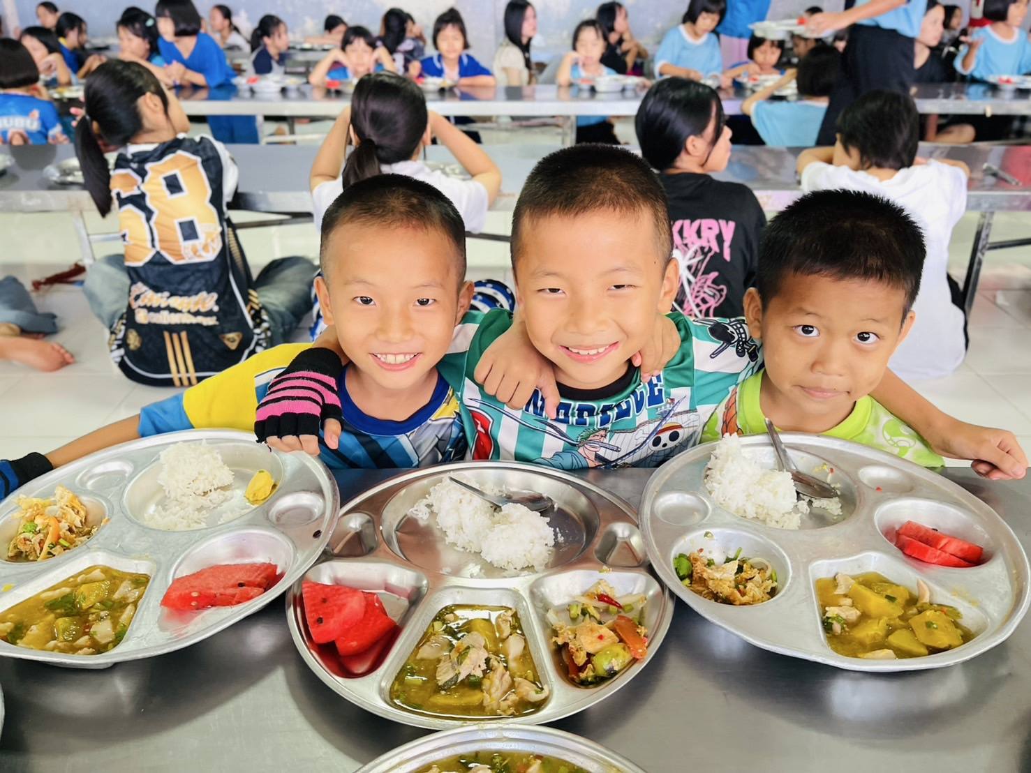 Feed Children 👉  $1 = 1 Meal | YES2KEF™