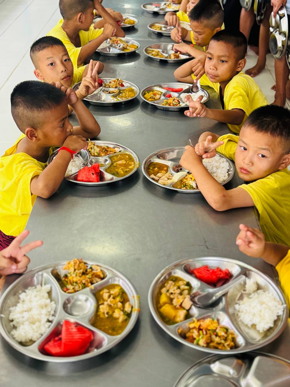 Feed Children 👉  $1 = 1 Meal | YES2KEF™